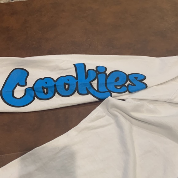 “Cookies” brand long sleeve why 💯 cotton t-shirt hardly worn from zumiez - Picture 4 of 6